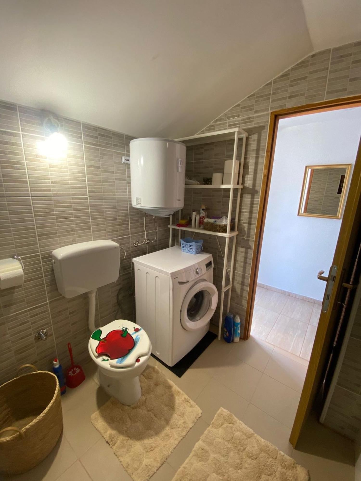 Apartmani Anka กอร์นยิ คาริน ภายนอก รูปภาพ